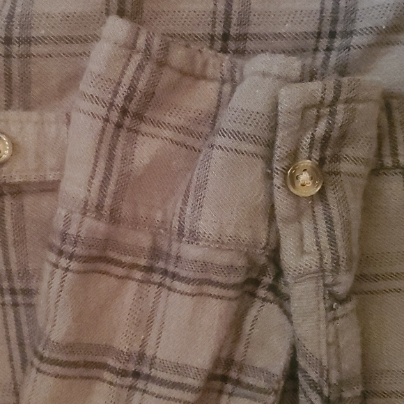 Hollister Check Flannel Boyfriend Shirt. Extra Small. Khaki Stripe/greenish gray - Picture 5 of 9
